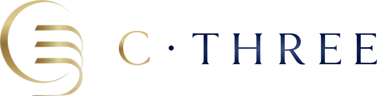 C・THREE